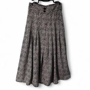 Black and white midi skirt